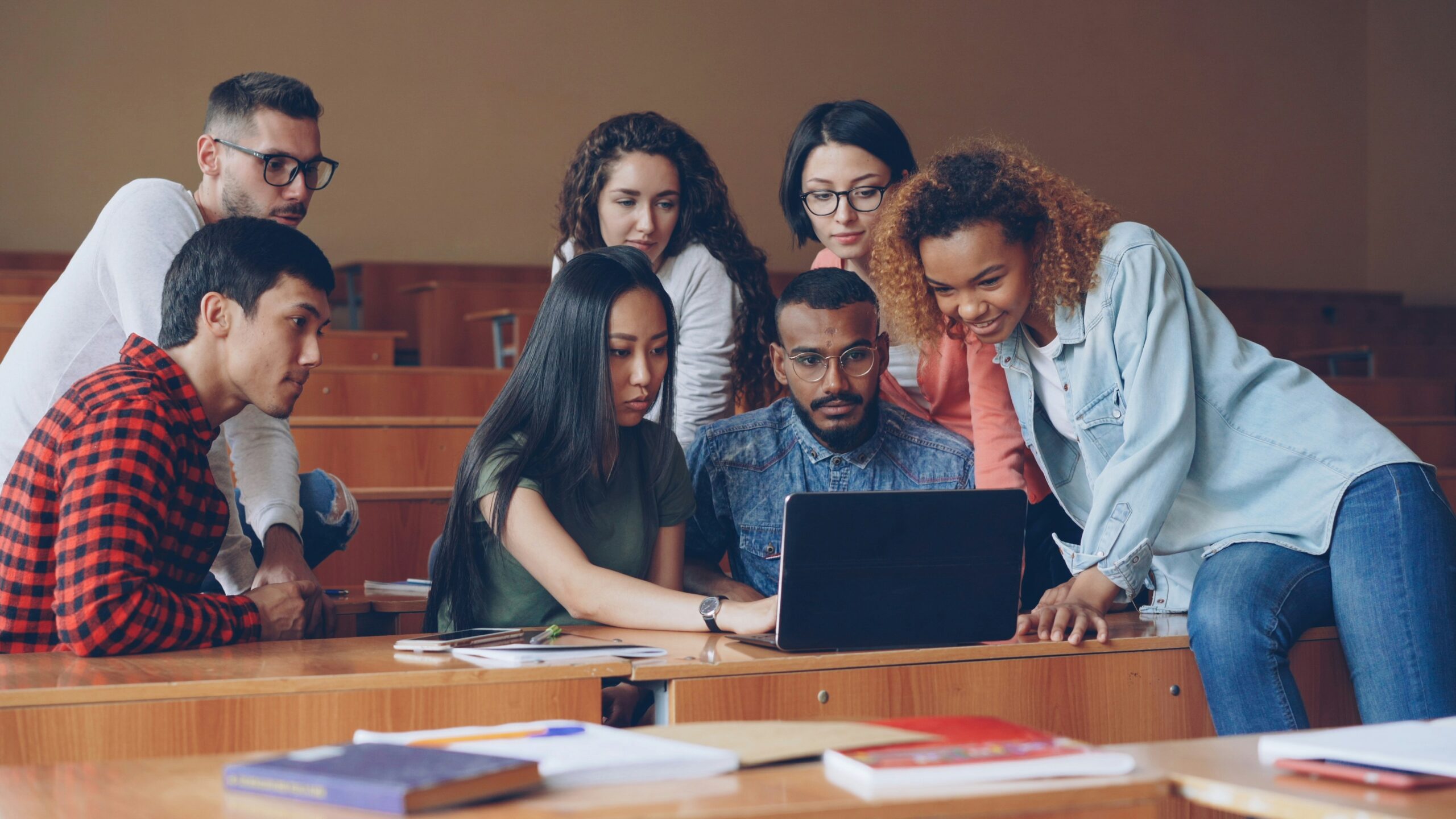 Detecting AI Misuses in College